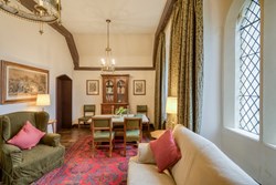 oxenford gatehouse interior 1200x800