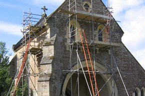 oxenfordgatehouse-restoration-scaffolding-600x400
