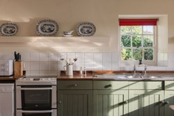 Paxton's Tower Lodge int kitchen 1200x800
