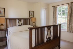 Paxton's Tower Lodge int main bedroom 1200x800