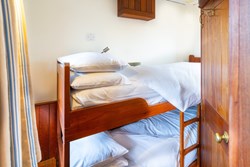 Peters Tower bedroom 1200x800