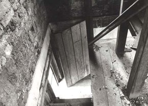 petertower-restoration-interior1982-600x400