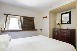 Pigsty bedroom 1200x800