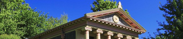 Pigsty-exterior-roof-1600x345