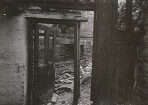 PlasUchaf-restoration-guttedinterior-600x400