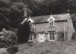 Poultrycottage-history-1988-600x400