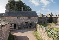 priests house external 1200x800