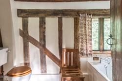Purton Green int bathroom1200x800