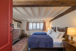 Sackville House int twin bedroom 1200x800