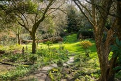Sackville-House-Ext-Garden-600x400