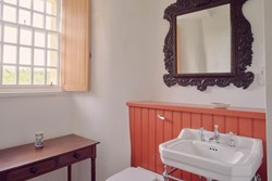 Saddell castle internal pink bathroom 1200x800