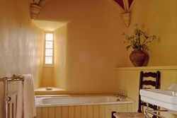 Saddell castle internal vaulted bathroom1200x800