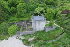 saddellcastle-exterior-view-600x400