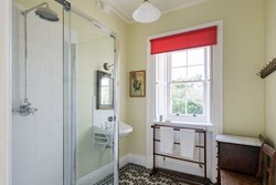 Saddell House internal shower room 1200x800