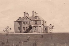saddellhouse-history-1930withfigure-600x400