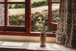 Sanders interior windowsill 1200x800