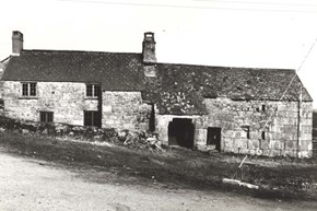 Sanders-history-exterior-600x400