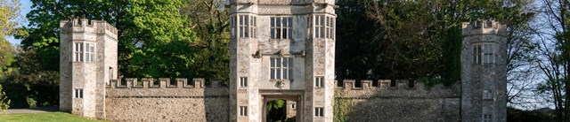 Shute Gatehouse hero 3200x690