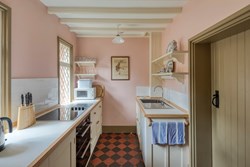Keeper's Cottage kitchen 1200x800