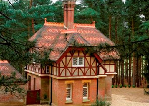Keeper'sCottage-exterior-main-450x321