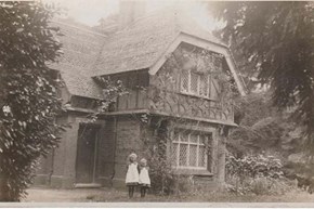 Keeperscottage-history-early20c-600x400