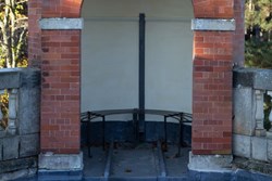 Queen Anne's Summerhouse ext through trees roof alcove1200x800