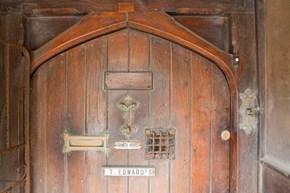 St Edwards-history-frontdoor-600x400