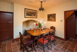 StEdwards-interior-diningroom-600x400