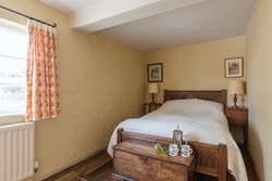 st marys lane double bedroom 1200x800