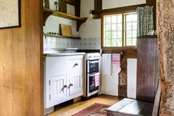 St Winifreds Well int kitchen 1200x800