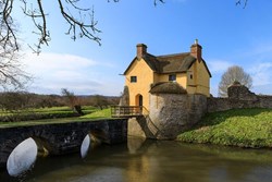 Stogursey Castle ext 1200x800