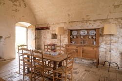 WBH-Interior-Dining-Room-Open-Door-600x400