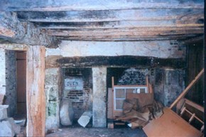 WilmingtonPriory-restoration-beforekitchen-600x400