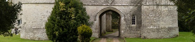 wolveton gatehouse hero gate