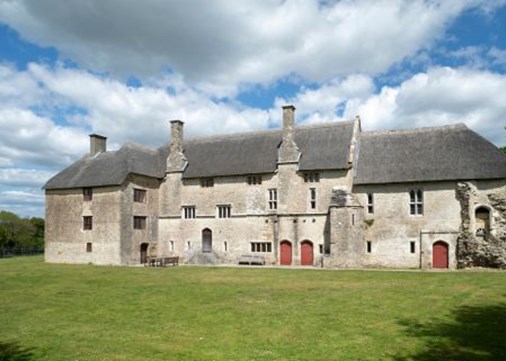 Woodsford Castle 450x321