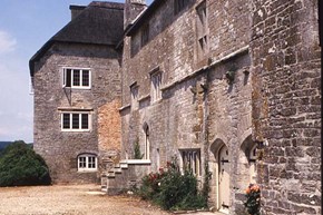 Woodsfordcastle-restoration-exterior-600x400