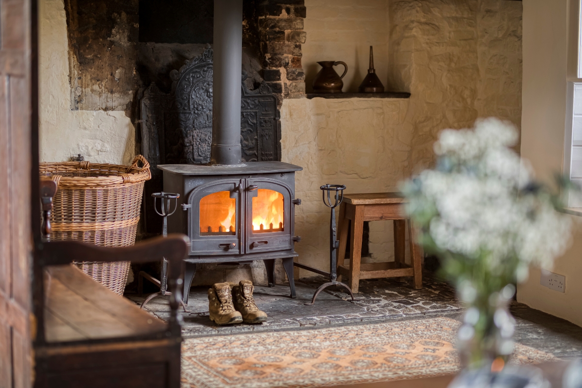 woodspring fire with boots 1200x800