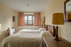 Wortham Manor downstairs twin 1200x800