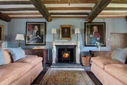 Wortham Manor sitting room fireplace 1200x800