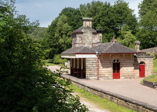 Alton Station 900x642