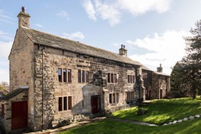 Calverley Old Hall exterior 600x400