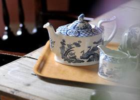 Old Chelsea Tea Tray
